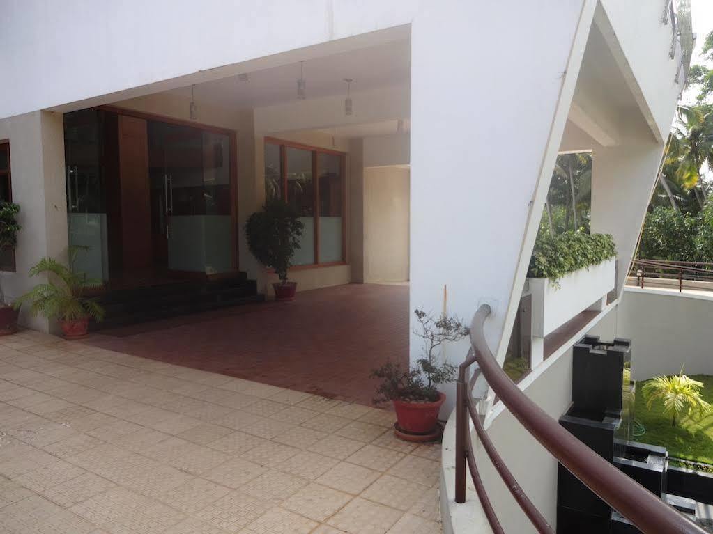 Hotel Geethu International Kovalam Εξωτερικό φωτογραφία
